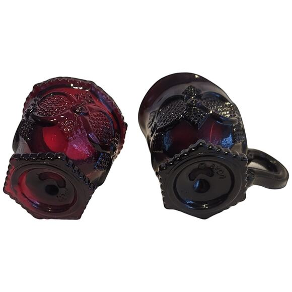 Vintage Avon Cape Cod 1876 Ruby Red Glass Sugar and Creamer Dish Set - Picture 3 of 5